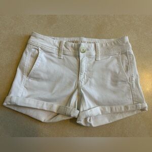 American Eagle White Midi Shorts 00